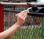 Nátery kovov vodou riediteľnými farbami.